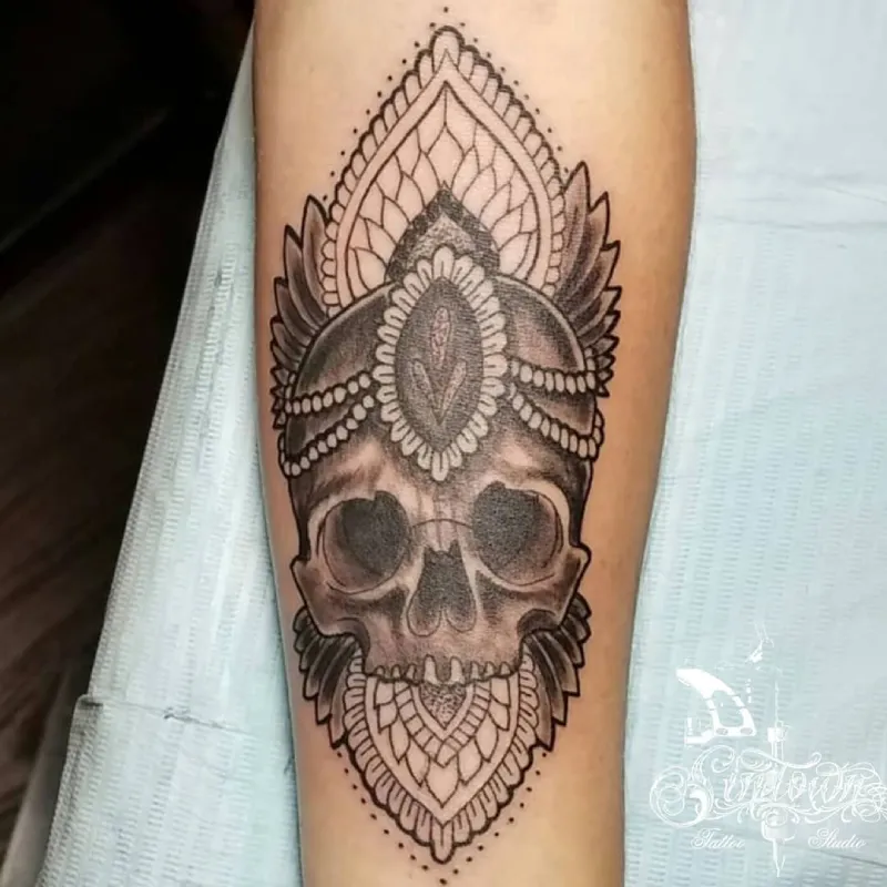 Best Tattoo Shops in Houston, TX | Professional Tattoos Artists Near You - Top Rated Choices sintown tattoo studio near you in Houston, TX - Top Rated Choices